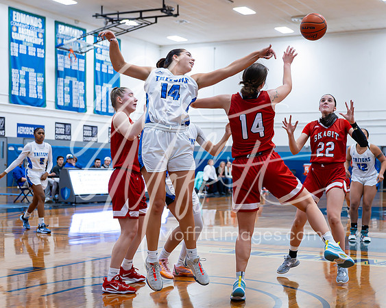 DxO_DeepPRIMEXD_ECC_20240120_Edmonds_College_v_Skagit_BB_0576-CR3