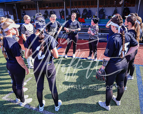 Edmonds_College_v_Skagit_2024_05_01_Softball_1737