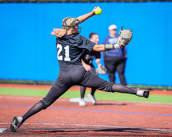 Edmonds_College_v_Skagit_2024_05_01_Softball_0579