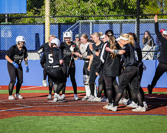 Edmonds_College_v_Skagit_2024_05_01_Softball_1242