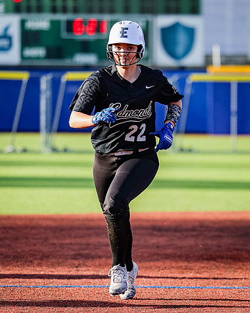 Edmonds_College_v_Skagit_2024_05_01_Softball_1165