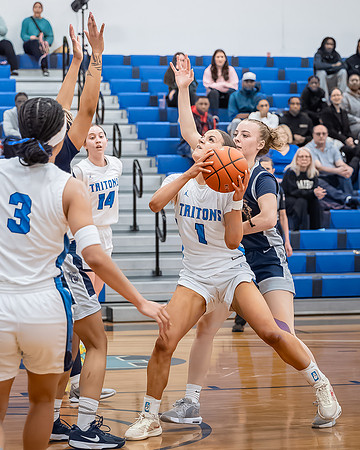 2025-02-22 Bellevue CC vs ECC BB_2026-20250222-DxO_DeepPRIME XD2s