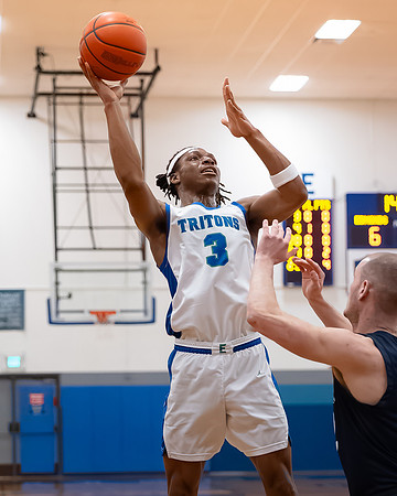 2025-02-22 Bellevue CC vs ECC BB_0629-20250222-DxO_DeepPRIME XD2s