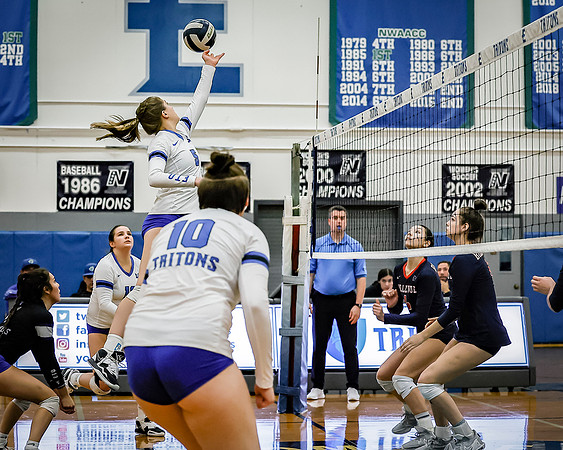 09.23.22 Bellevue at Edmonds CC Var VB gdm-5492