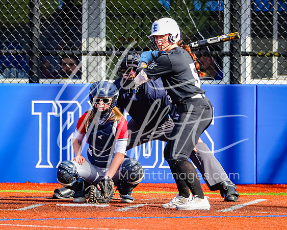 Edmonds_College_v_Skagit_2024_05_01_Softball_1802