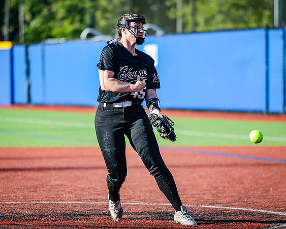 Edmonds_College_v_Skagit_2024_05_01_Softball_1001