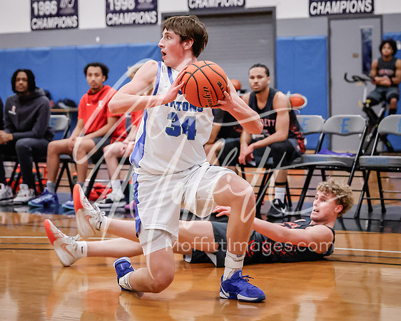2024-01-08 Everett vs Edmonds College Mens Basketball_3067-Edit