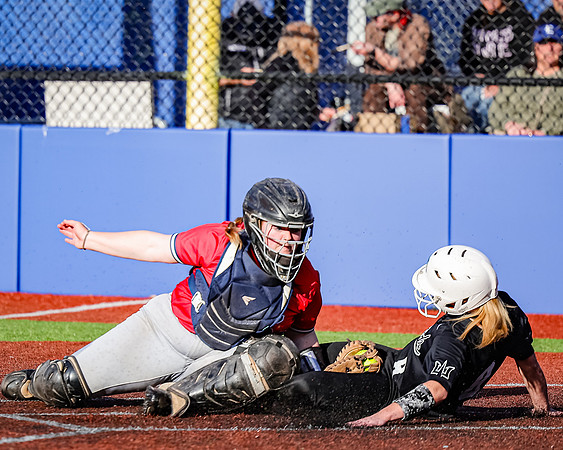 Edmonds_College_v_Skagit_2024_05_01_Softball_1111
