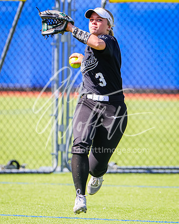 Edmonds_College_v_Skagit_2024_05_01_Softball_1673