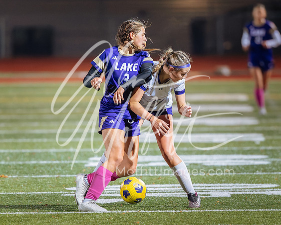 2024-10-22 Kamiak at LS Grls Var Soccer_0818-CR3