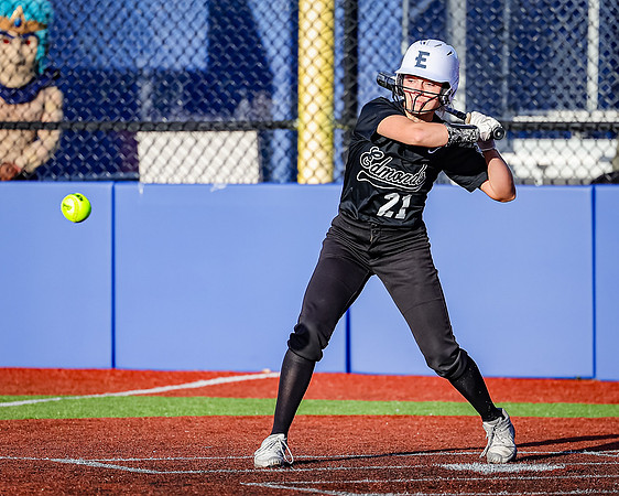 Edmonds_College_v_Skagit_2024_05_01_Softball_1608