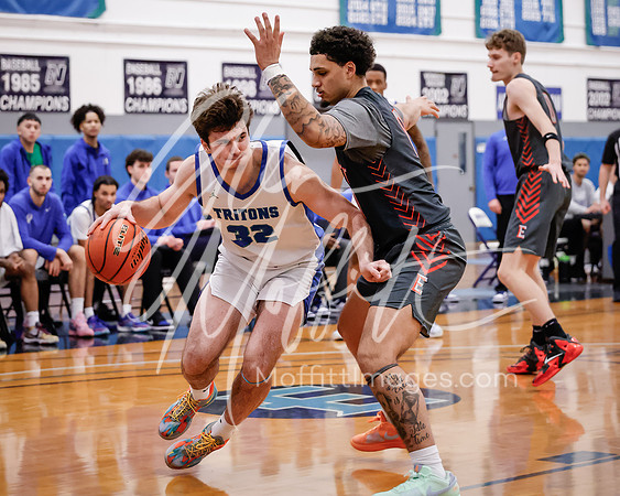 2024-01-08 Everett vs Edmonds College Mens Basketball_3907-Edit