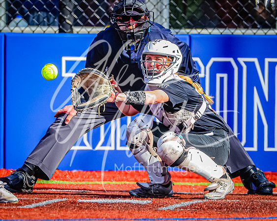 Edmonds_College_v_Skagit_2024_05_01_Softball_1899-Edit