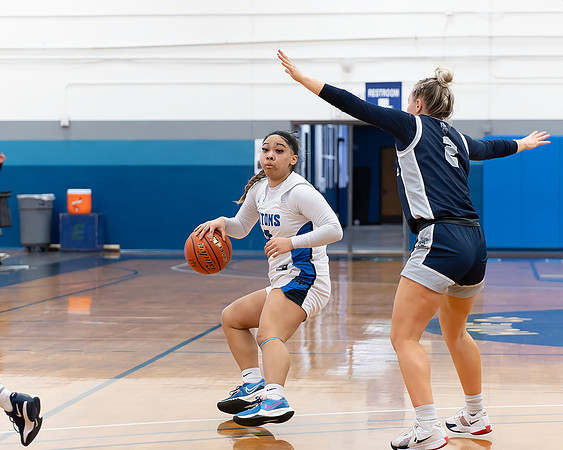 2025-02-22 Bellevue CC vs ECC BB_2568-20250222-DxO_DeepPRIME XD2s
