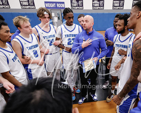 2024-01-08 Everett vs Edmonds College Mens Basketball_3556-Edit